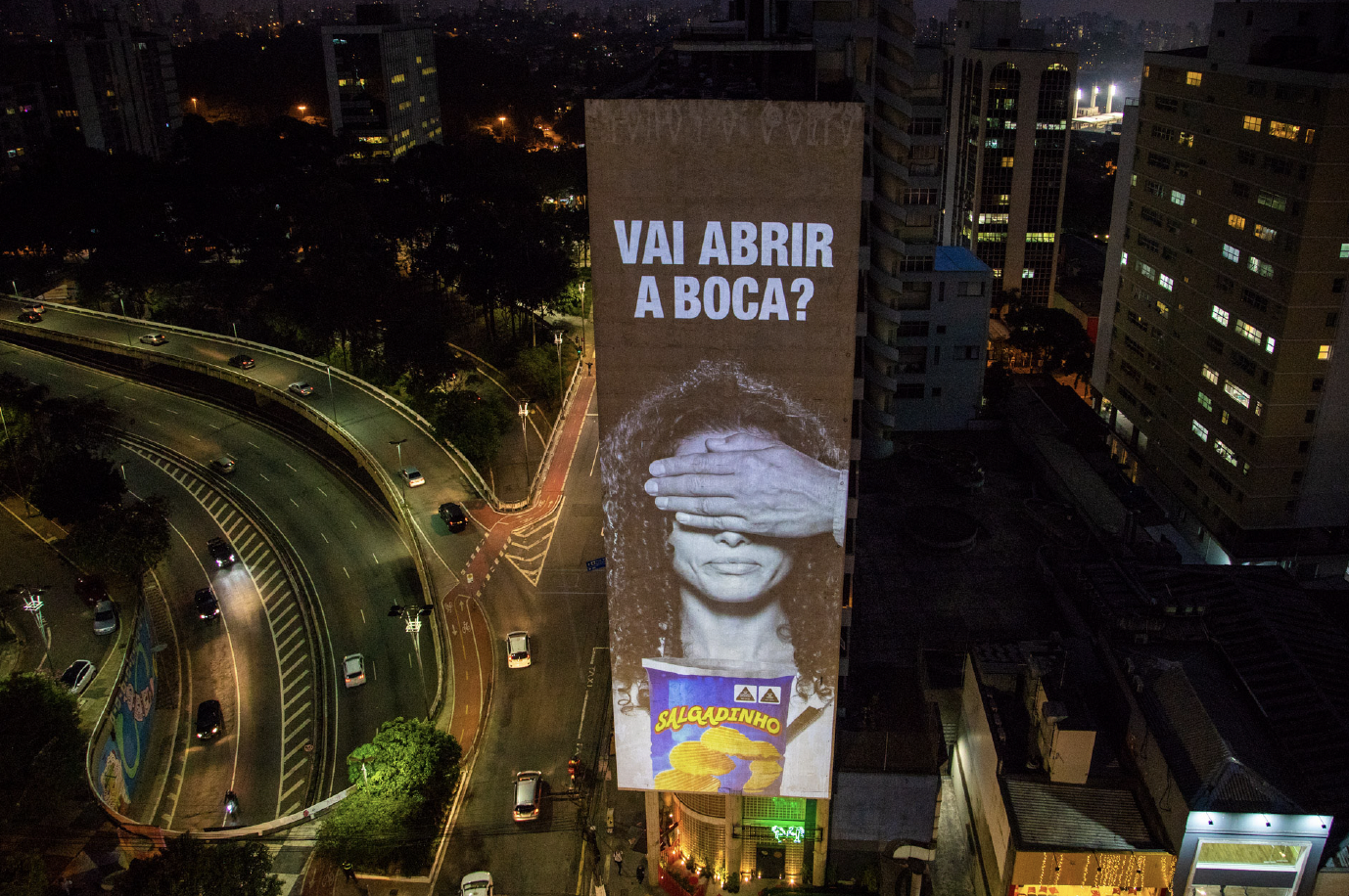 Video Mapping along a main street in São Paulo. Source: Idec
